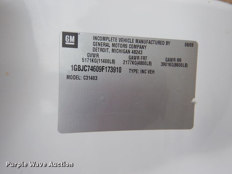 image for item GF9177 2009 Chevrolet Silverado 3500  flatbed pickup truck