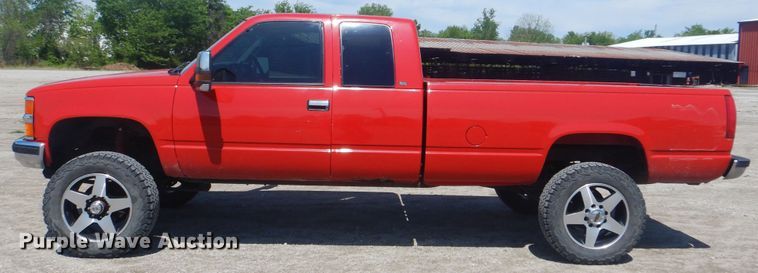 image for item GF9180 1997 Chevrolet C2500  Ext. Cab pickup truck