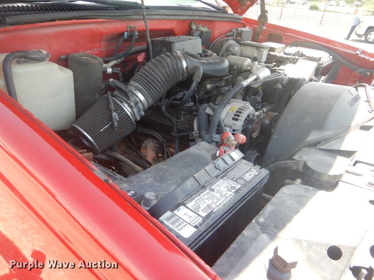 image for item GF9180 1997 Chevrolet C2500  Ext. Cab pickup truck