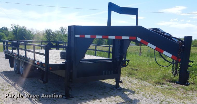 image for item GF9187 2004 Big Tex equipment trailer