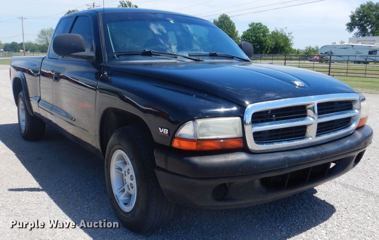 image for item GF9191 1997 Dodge Dakota Sport  Club Cab pickup truck