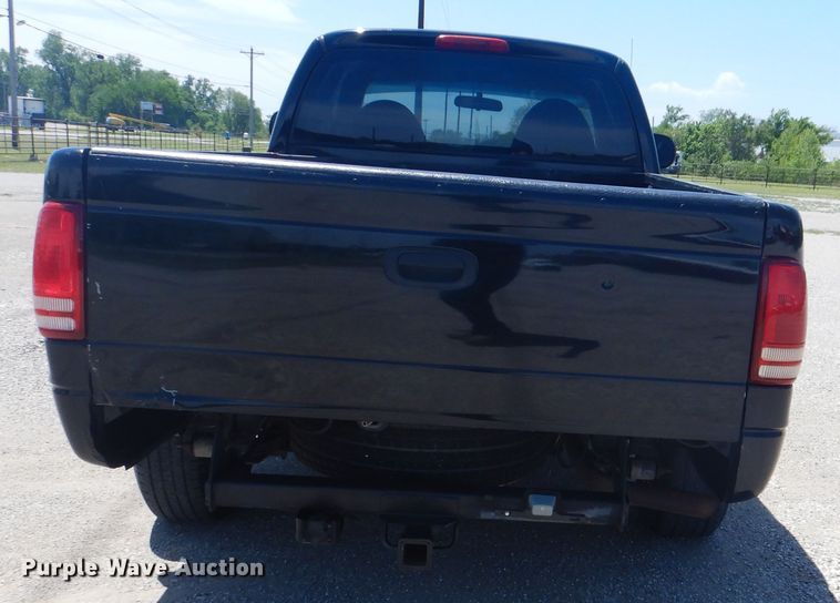 image for item GF9191 1997 Dodge Dakota Sport  Club Cab pickup truck
