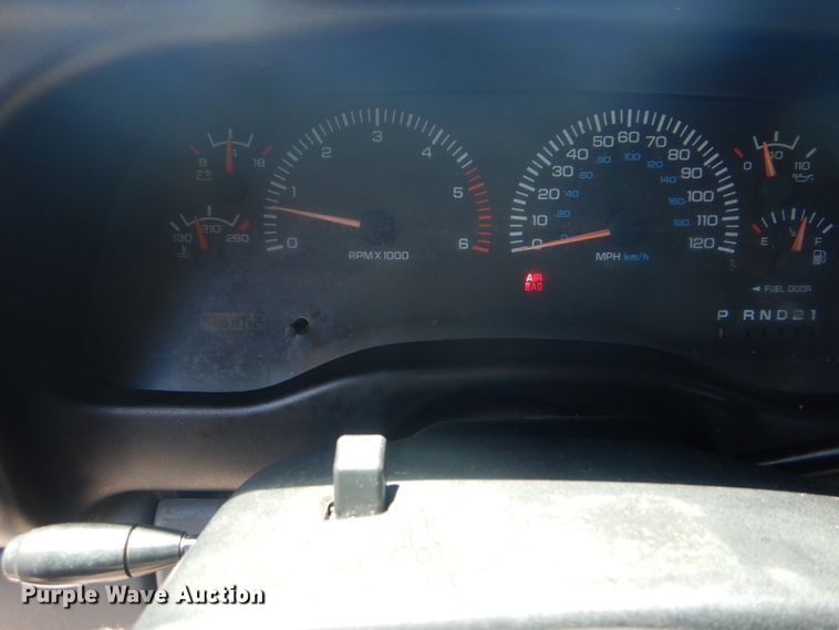 image for item GF9191 1997 Dodge Dakota Sport  Club Cab pickup truck