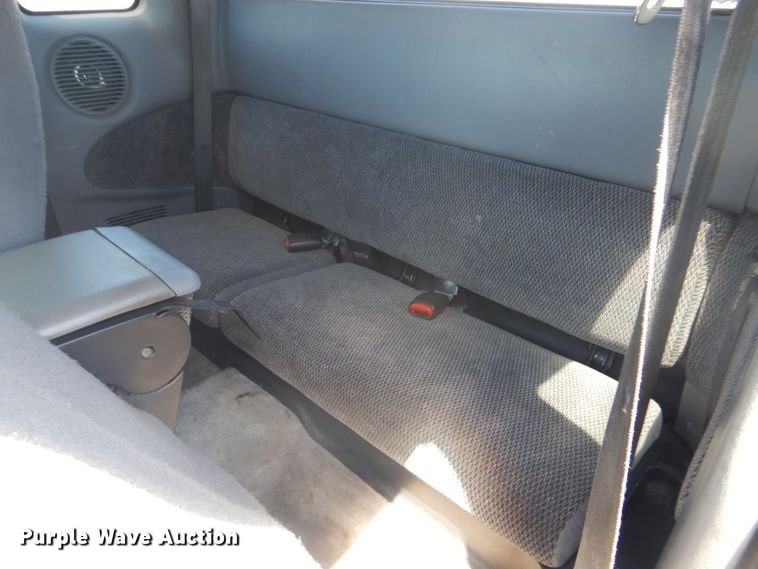 image for item GF9191 1997 Dodge Dakota Sport  Club Cab pickup truck