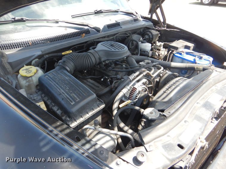 image for item GF9191 1997 Dodge Dakota Sport  Club Cab pickup truck