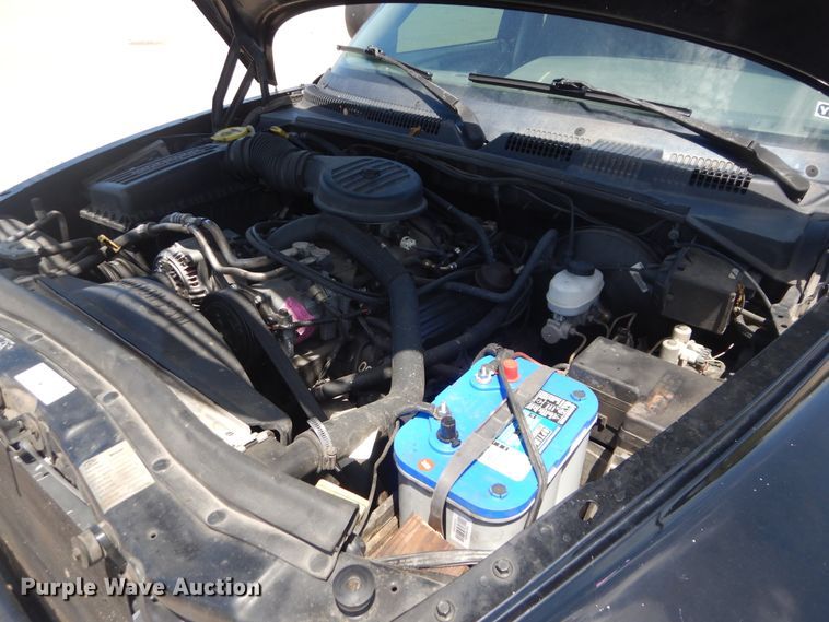 image for item GF9191 1997 Dodge Dakota Sport  Club Cab pickup truck