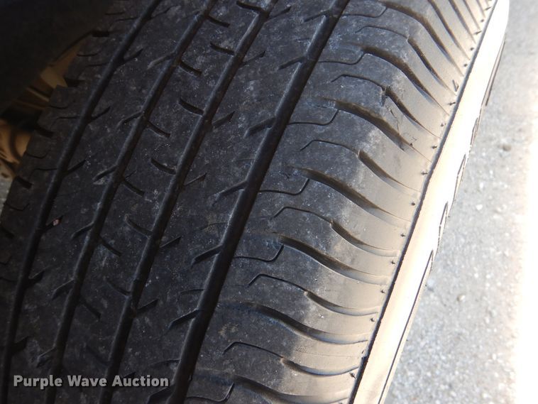 image for item GF9191 1997 Dodge Dakota Sport  Club Cab pickup truck