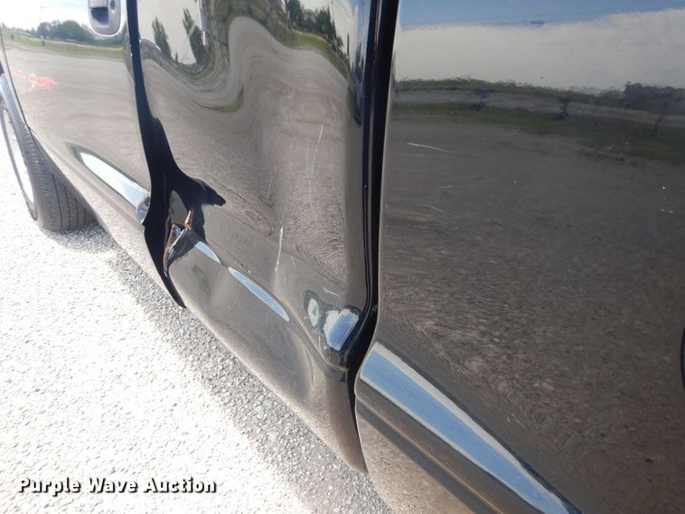 image for item GF9191 1997 Dodge Dakota Sport  Club Cab pickup truck