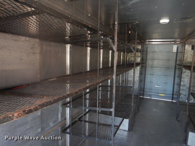 image for item GF9194 2002 Freightliner MT45 delivery truck