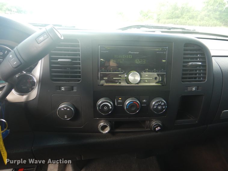 image for item GF9199 2007 Chevrolet Silverado 2500HD  Crew Cab pickup truck