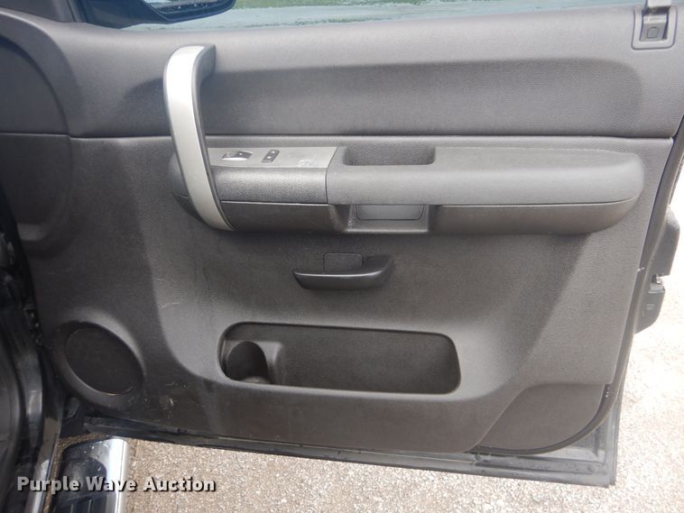 image for item GF9199 2007 Chevrolet Silverado 2500HD  Crew Cab pickup truck