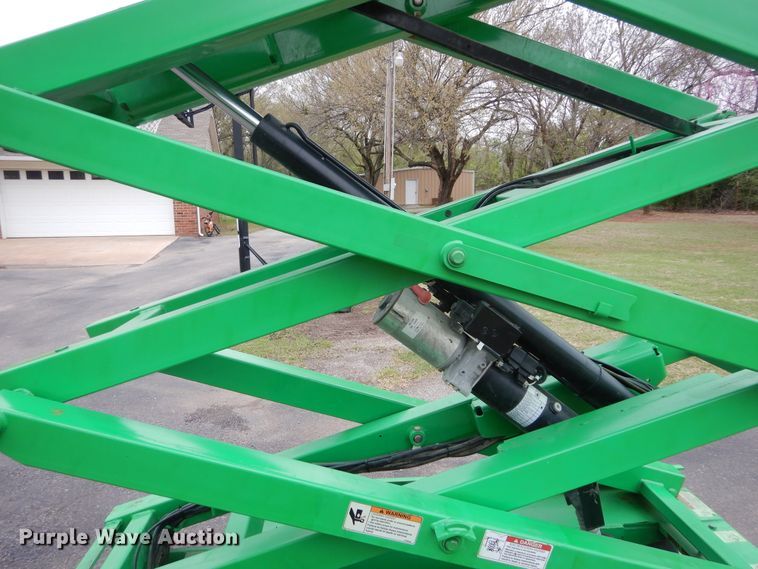 image for item GK9171 2012 JLG 1930ES  scissor lift