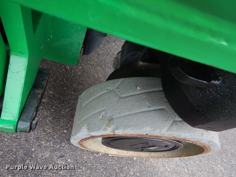 image for item GK9171 2012 JLG 1930ES  scissor lift