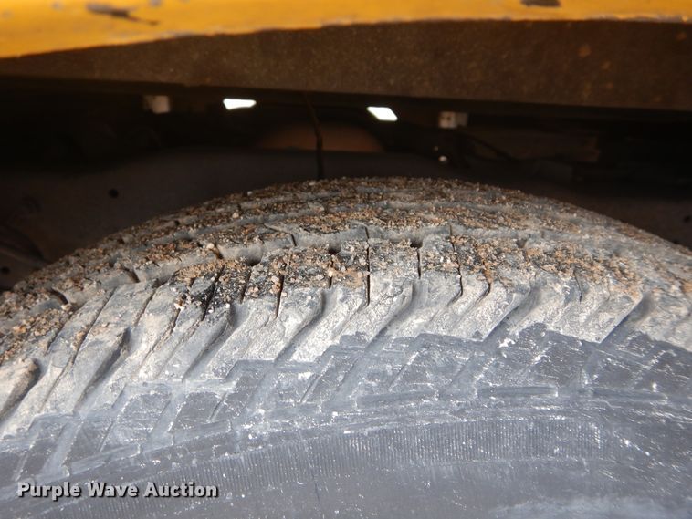 image for item GK9194 2009 Ford F250 Super Duty  utility bed pickup truck