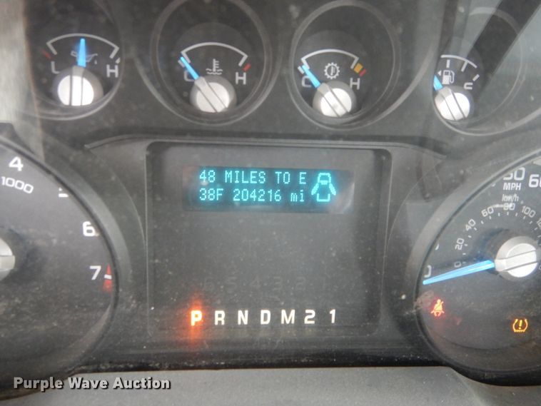 image for item GK9195 2011 Ford F250 Super Duty  utility bed pickup truck