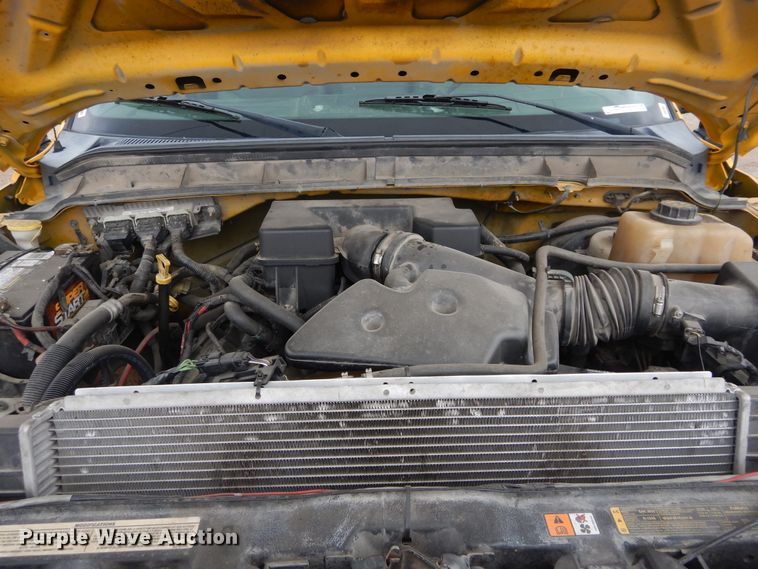 image for item GK9195 2011 Ford F250 Super Duty  utility bed pickup truck