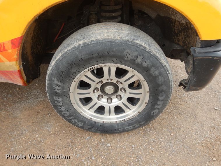 image for item GK9195 2011 Ford F250 Super Duty  utility bed pickup truck