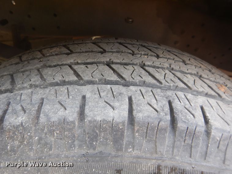 image for item GK9197 2009 Ford F250 Super Duty  utility bed pickup truck