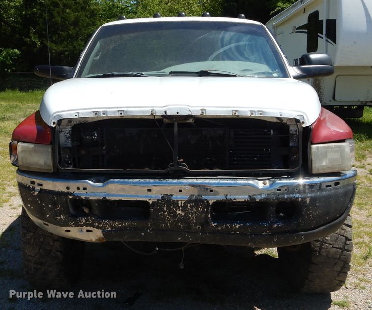 image for item GK9206 1998 Dodge Ram 3500  Quad Cab pickup truck