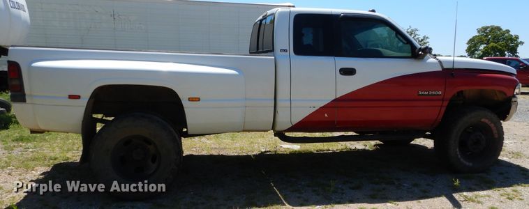 image for item GK9206 1998 Dodge Ram 3500  Quad Cab pickup truck