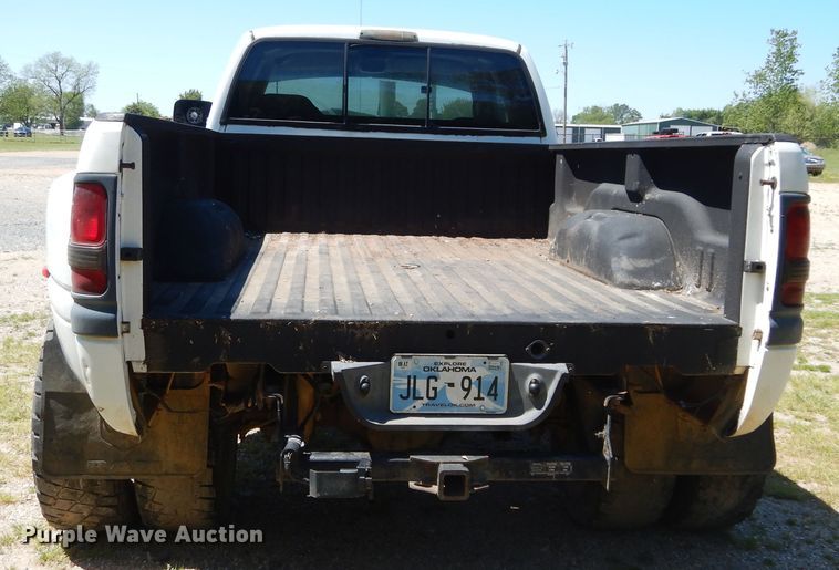 image for item GK9206 1998 Dodge Ram 3500  Quad Cab pickup truck