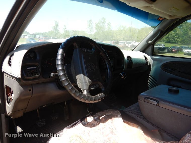 image for item GK9206 1998 Dodge Ram 3500  Quad Cab pickup truck