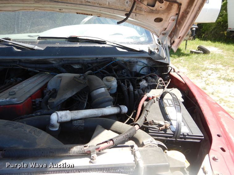 image for item GK9206 1998 Dodge Ram 3500  Quad Cab pickup truck