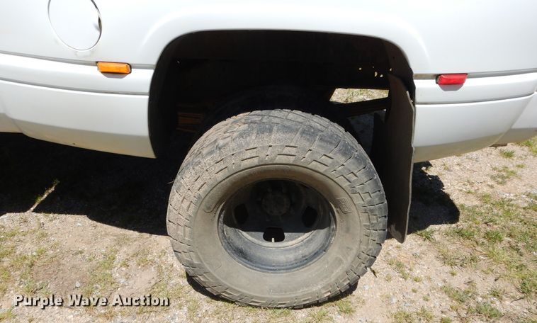 image for item GK9206 1998 Dodge Ram 3500  Quad Cab pickup truck