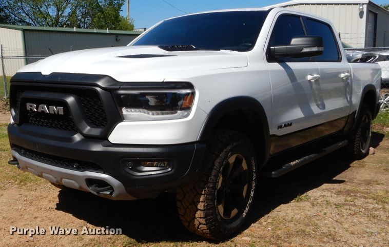 image for item GK9210 2019 Dodge Ram 1500  Crew Cab pickup truck