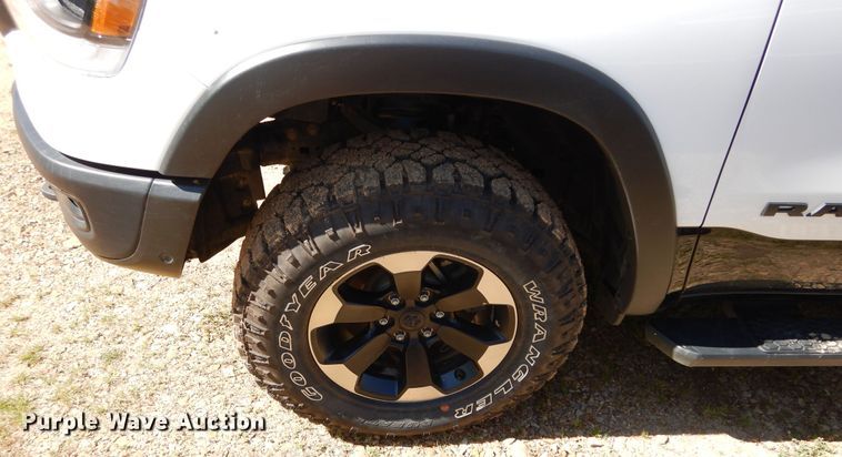 image for item GK9210 2019 Dodge Ram 1500  Crew Cab pickup truck