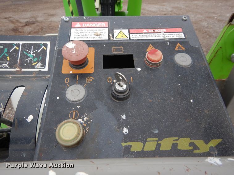 image for item GK9212 2015 Nifty TM42T  boom lift