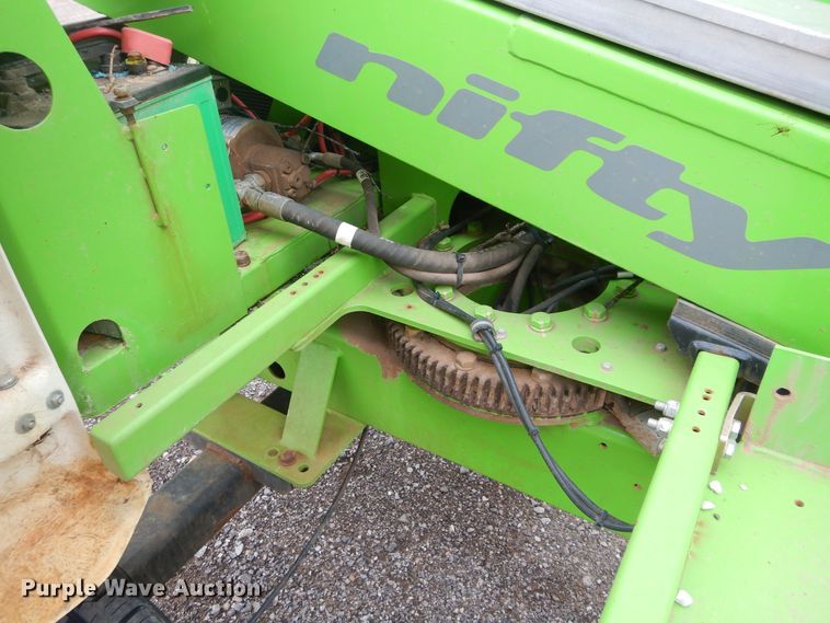 image for item GK9212 2015 Nifty TM42T  boom lift