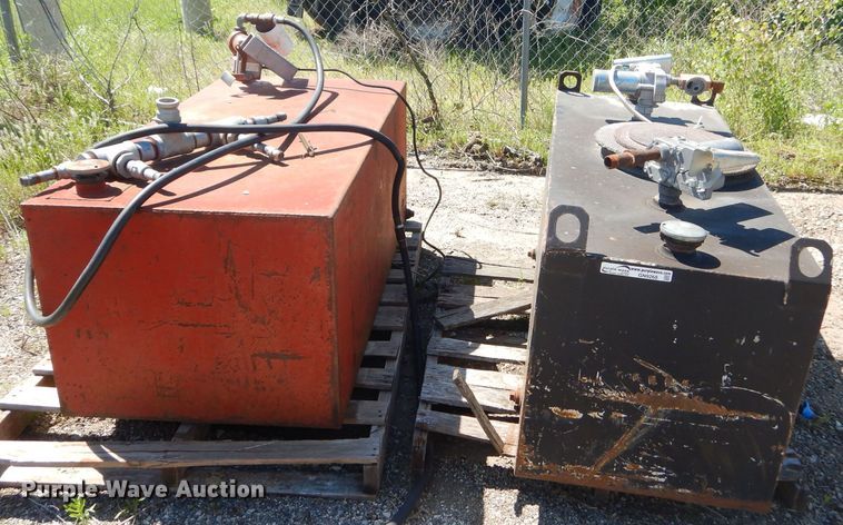 image for item GN9268 (5) fuel tanks