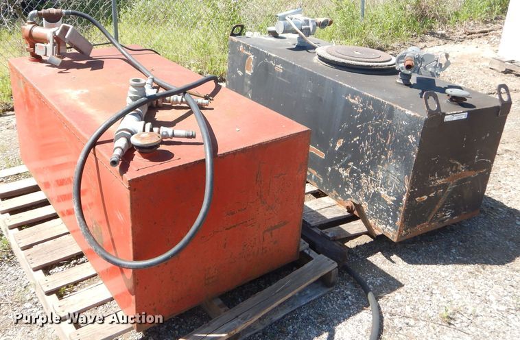 image for item GN9268 (5) fuel tanks