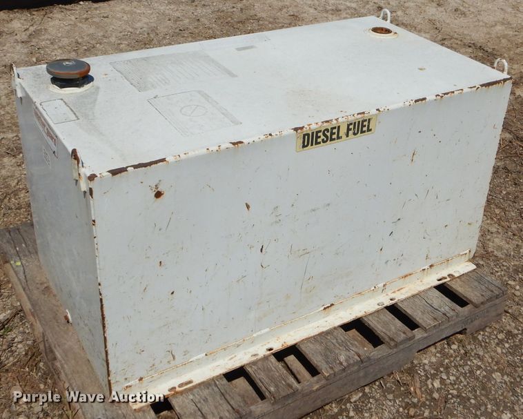 image for item GN9268 (5) fuel tanks