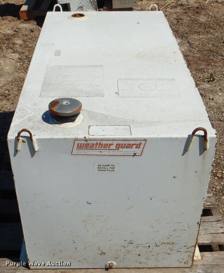 image for item GN9268 (5) fuel tanks