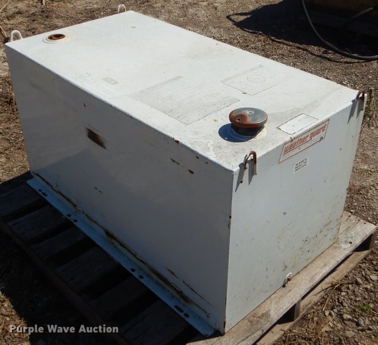 image for item GN9268 (5) fuel tanks