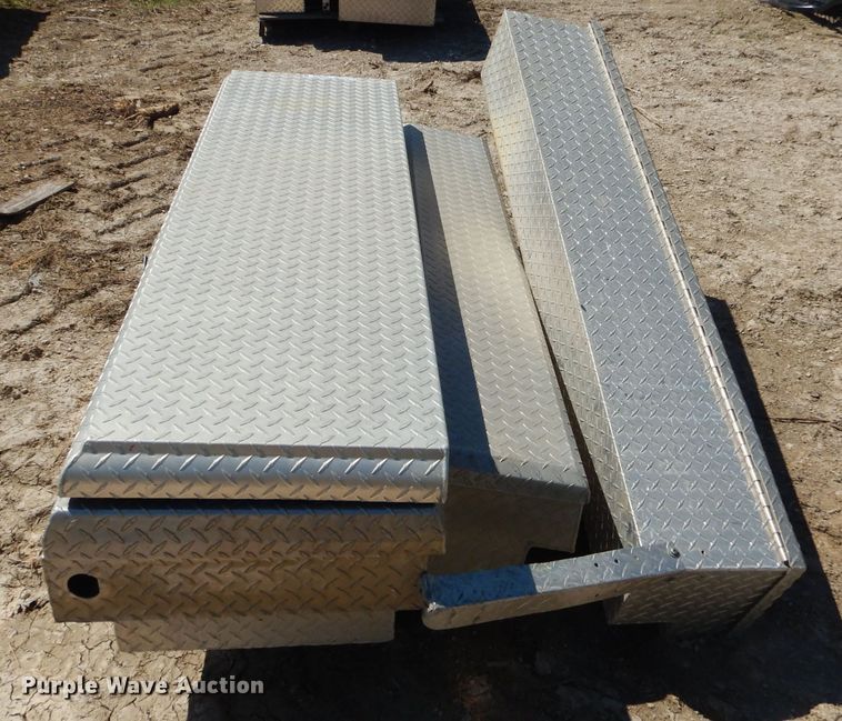 image for item GN9273 (3) toolboxes