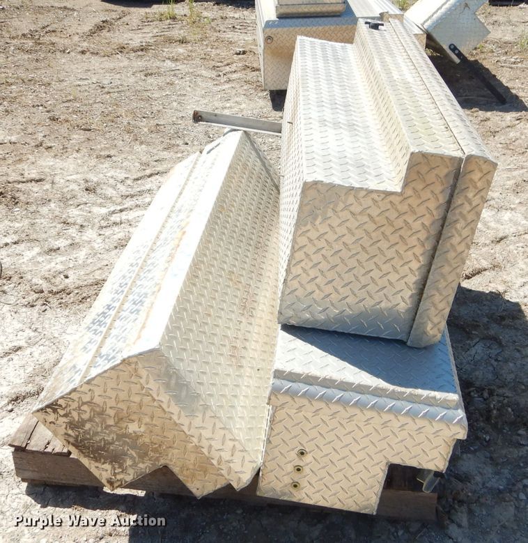 image for item GN9274 (3) toolboxes