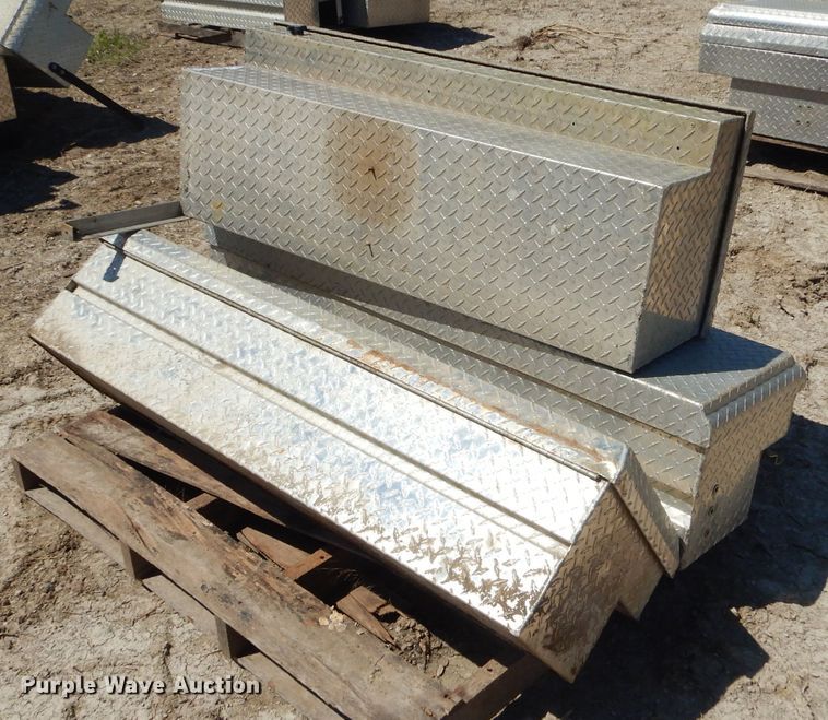 image for item GN9274 (3) toolboxes