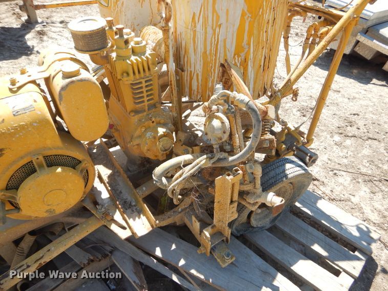 image for item GN9279 Kelly-Creswell Company paint striper