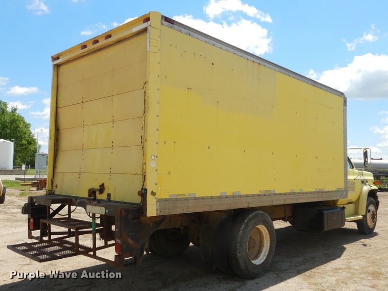 image for item GN9301 1988 GMC C6000 box truck