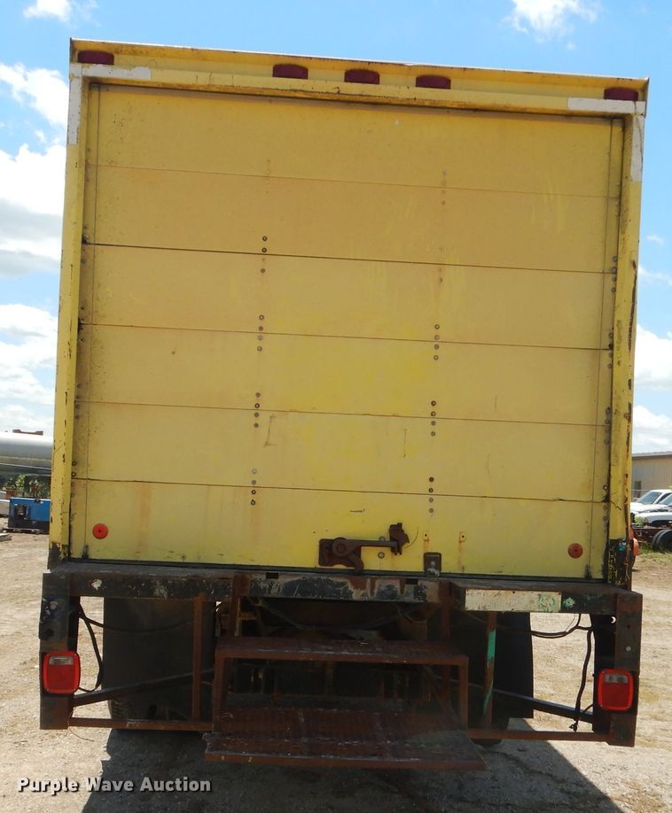 image for item GN9301 1988 GMC C6000 box truck