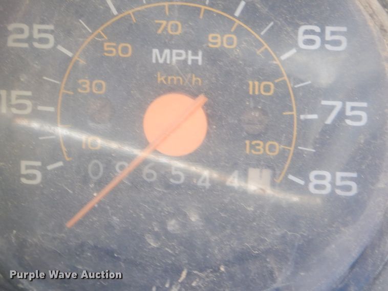 image for item GN9301 1988 GMC C6000 box truck