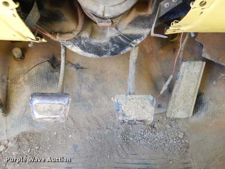 image for item GN9301 1988 GMC C6000 box truck