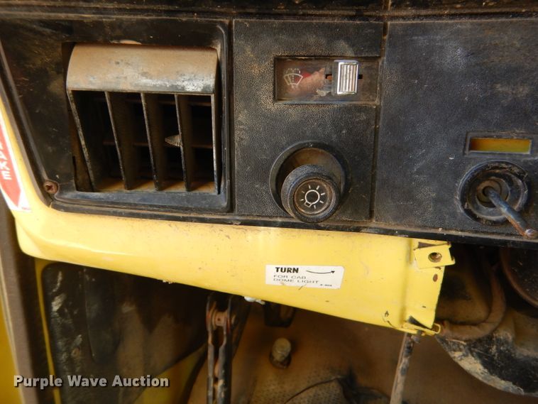 image for item GN9301 1988 GMC C6000 box truck