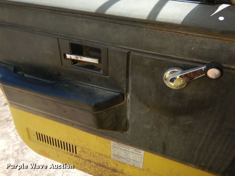 image for item GN9301 1988 GMC C6000 box truck