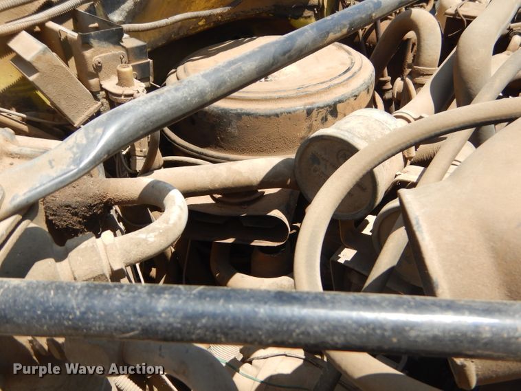 image for item GN9301 1988 GMC C6000 box truck