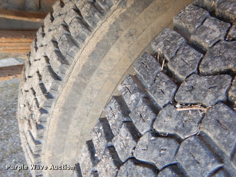 image for item GN9301 1988 GMC C6000 box truck