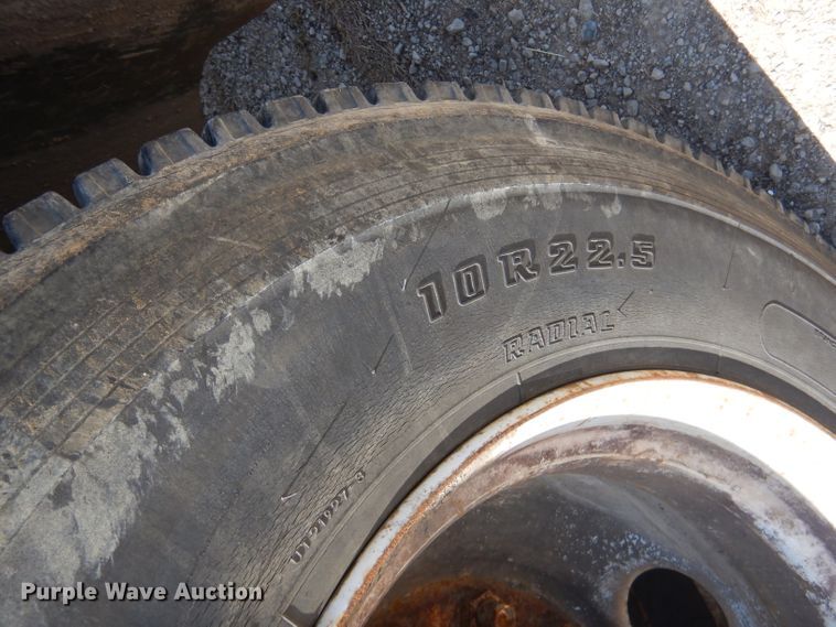 image for item GN9301 1988 GMC C6000 box truck